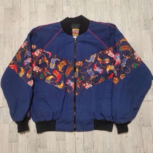 Vintage men bee wild - wild, western